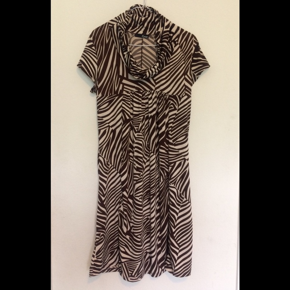 White and Brown Dress Size XL NWOT